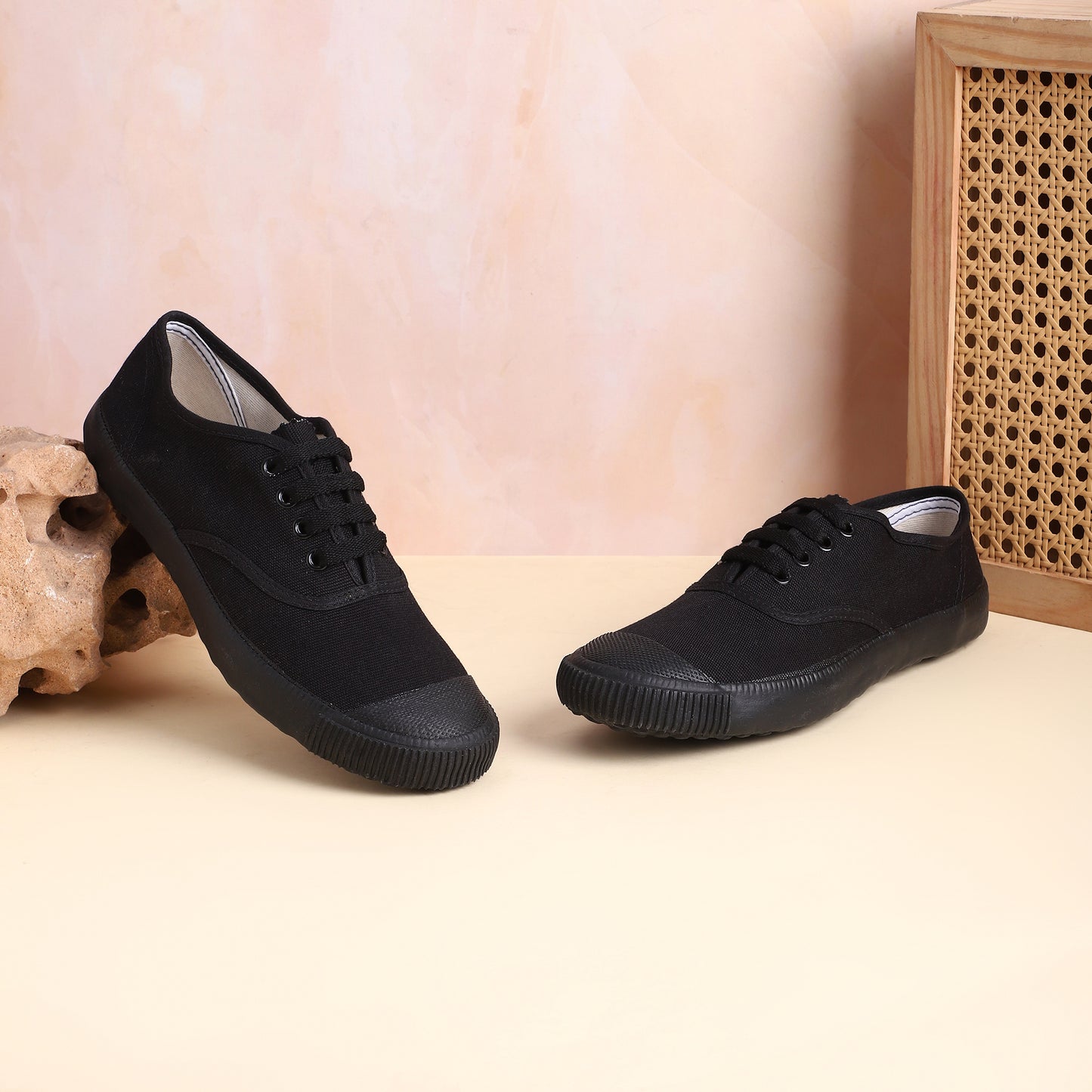 PT Shoes